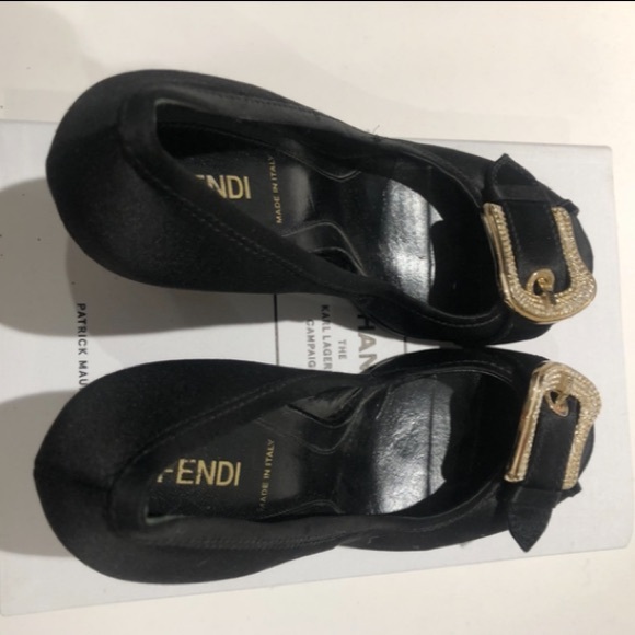 Fendi shoes - Picture 2 of 12